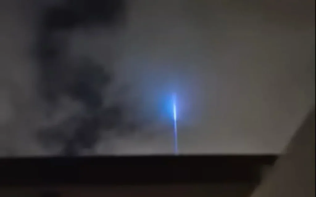 This 'sky laser' has been seen over London in the last few days - but it's not an alien invasion or a bat signal