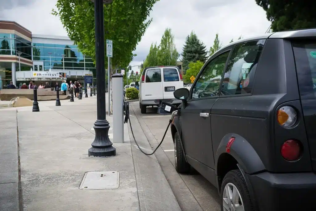 This is what would happen if everyone switched to EVs overnight and gas cars vanished