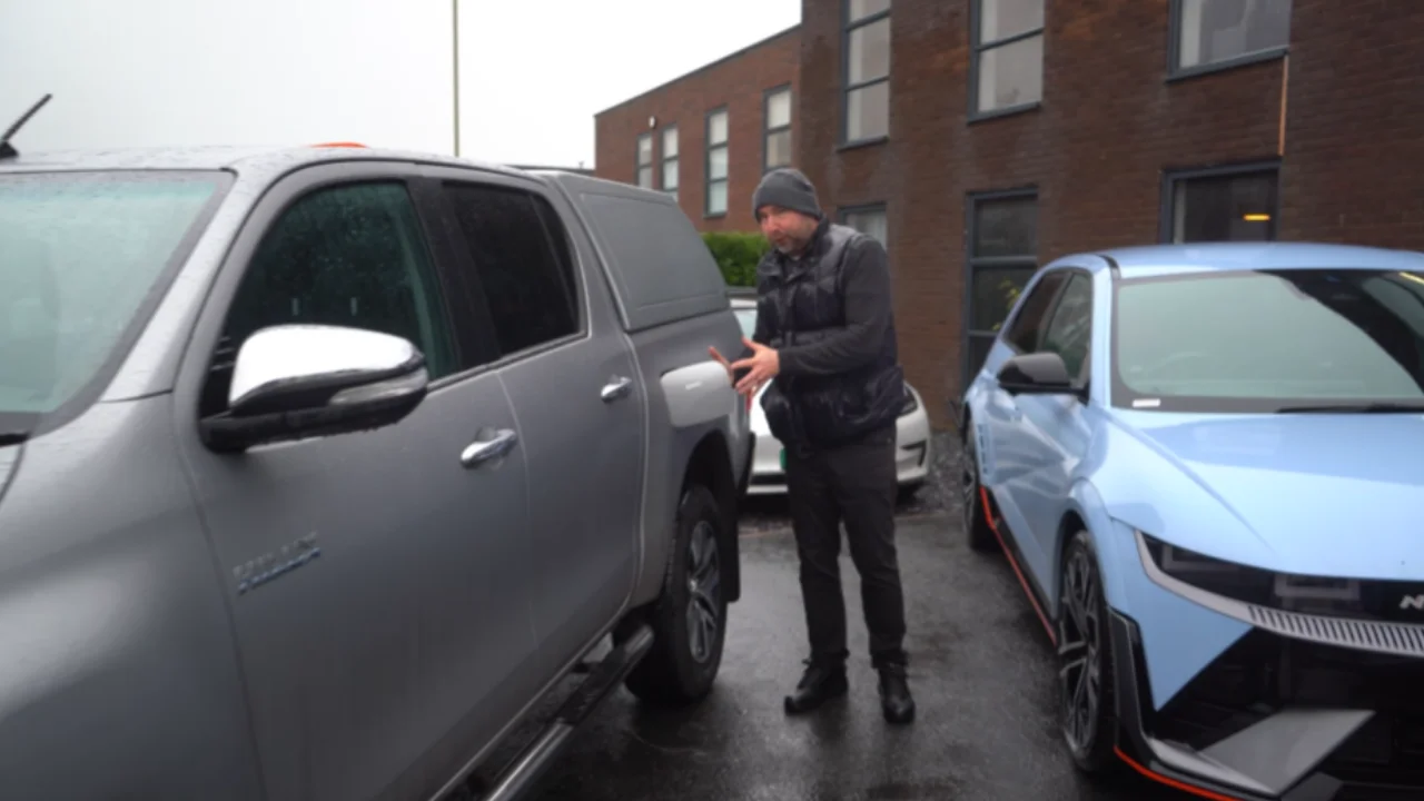 Man does the math on how much time you spend filling up a car with gas compared to charging an EV and comes to a shocking conclusion