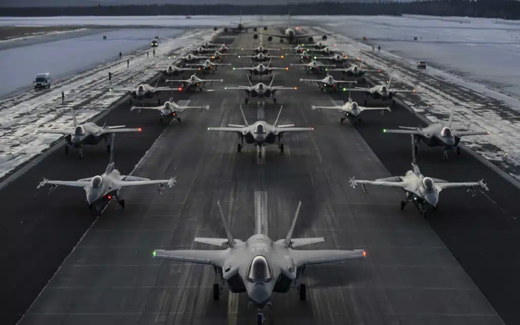 A F-35 jet pilot had a 50-minute conference call mid-flight before a F-35 jet crash occured at Eielson Air Force Base