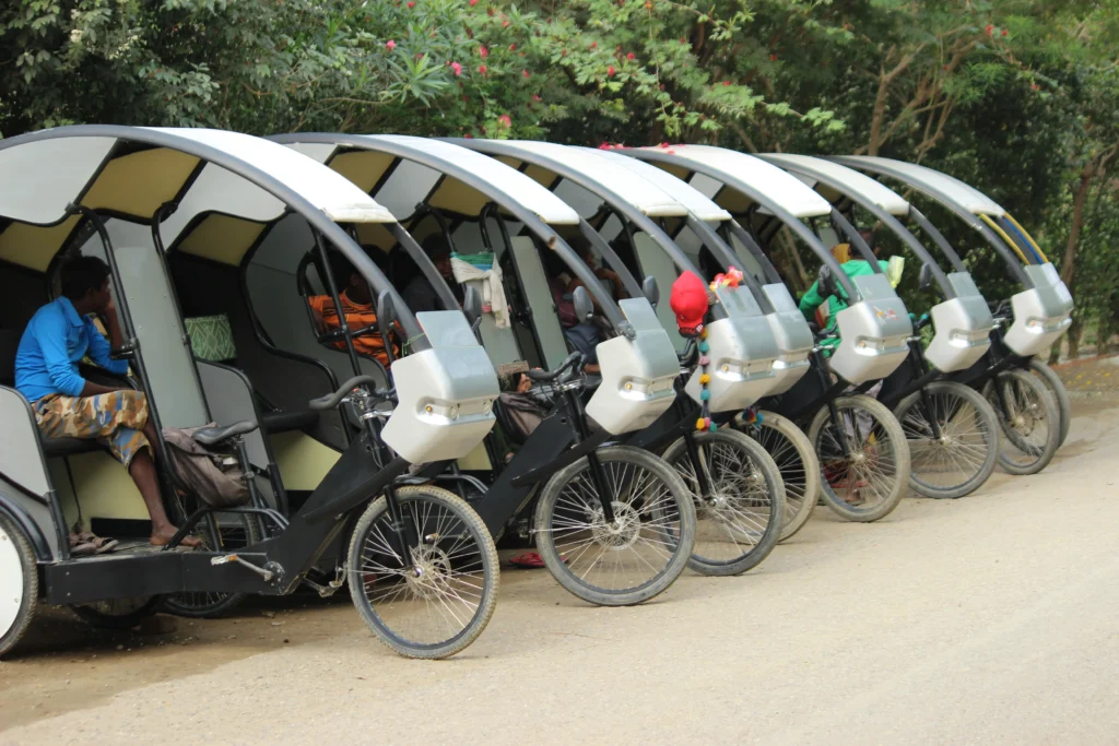 Coca-Cola goes from bottles to throttles with thousands of e-rickshaw deliveries