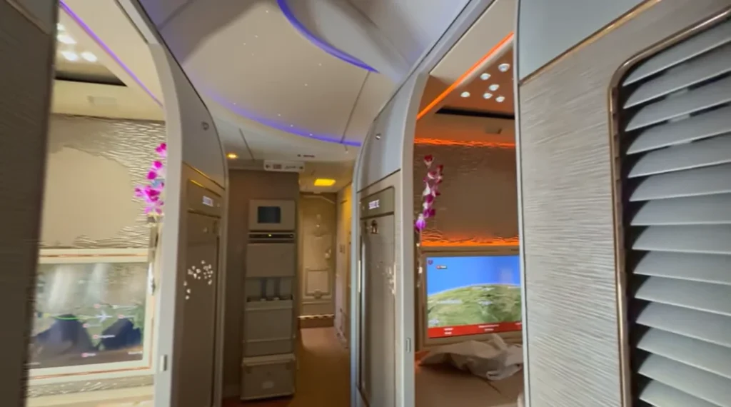 Emirates' Boeing 777-300ER First Class 'Game Changer' middle suite is so luxurious it even has virtual windows for the ultimate view