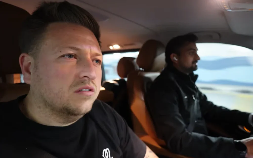 British YouTuber Simon Wilson has ticked off the most expensive first class flight experience possible: a night inside The Residence, on an Etihad Airways A380.