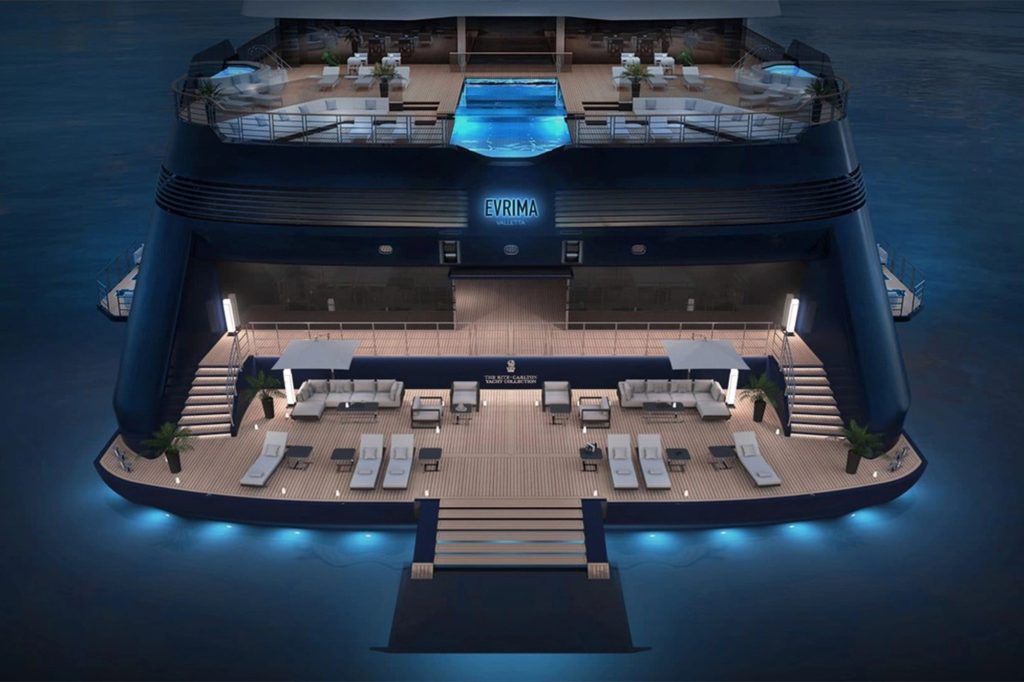 Ritz-Carlton-Evrima-yacht, rear view