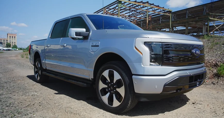 Cybertruck owner tests the F-150 Lightning and Rivian R1T and says the difference from his Tesla is night and day