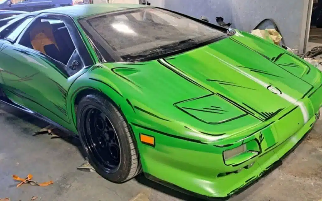 Fake Lamborghini Diablo from a Pontiac Fiero on Facebook Marketplace is so different from a real Lambo it's almost endearing