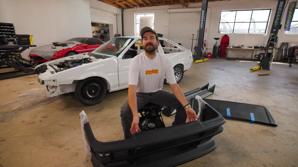 American guys working on a fake poorly made Toyota AE86 from China spend $5,000 transforming it for the track