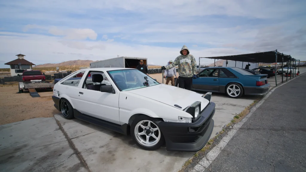 American guys working on a fake poorly made Toyota AE86 from China spend $5,000 transforming it for the track