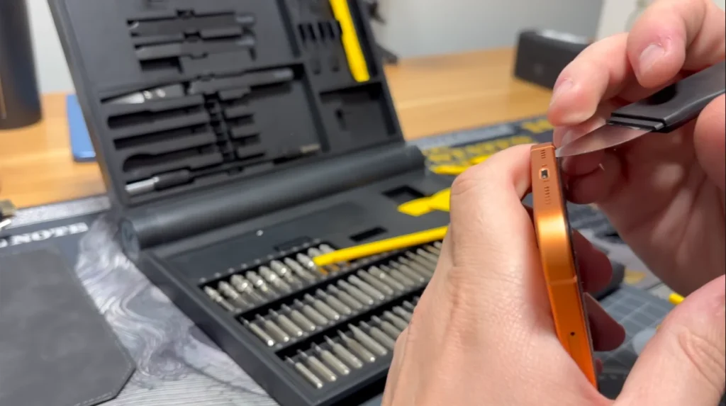 Utah man believes he has a fake iPhone 17 until tests reveal it's not as fake as he thinks