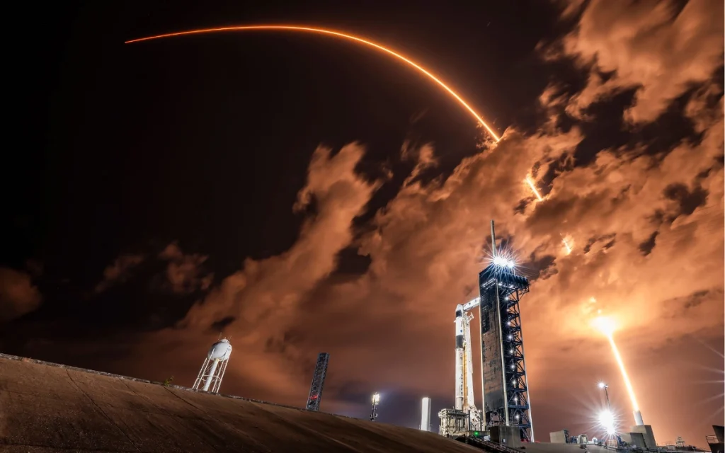 SpaceX Starship launches could delay up to 12,000 commercial flights in Florida annually due to shared airspace