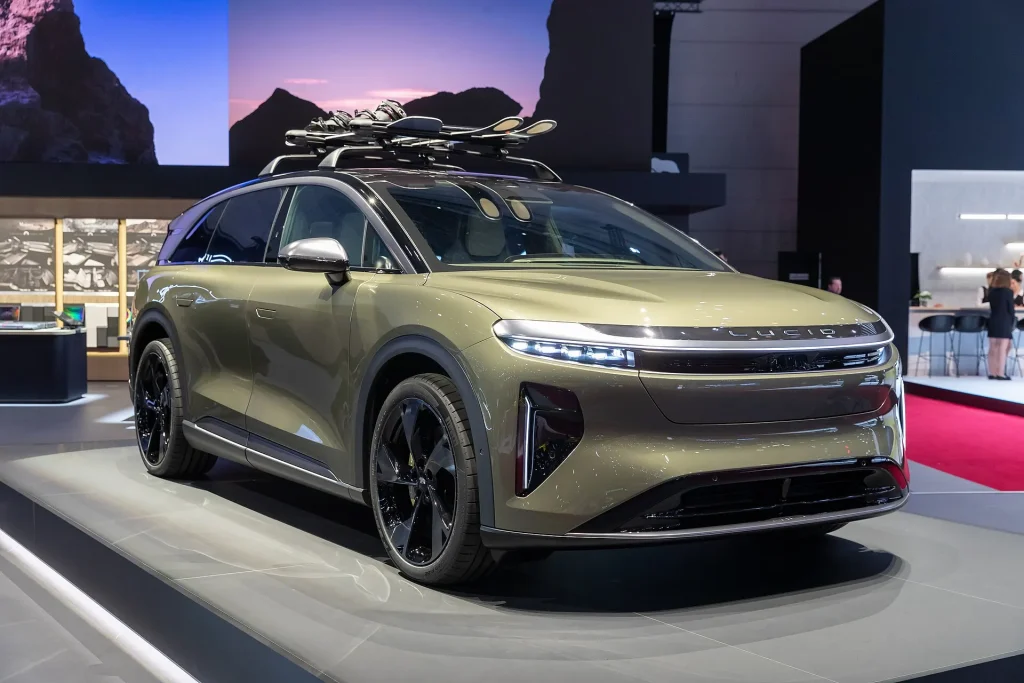 These surprisingly fast family vehicles can blast from 0 to 60 mph in under 4 seconds