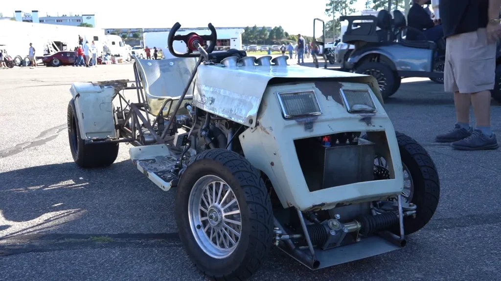 North Carolina man builds world's fastest lawnmower that reaches 152 mph and still manages to cut grass