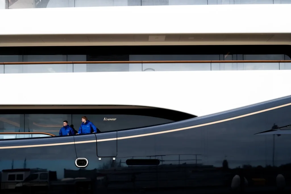 Philadelphia billionaire Stephen Schwarzman who manages $1,200,000,000,000 has bought a $400,000,000 superyacht so large the crew look like ants