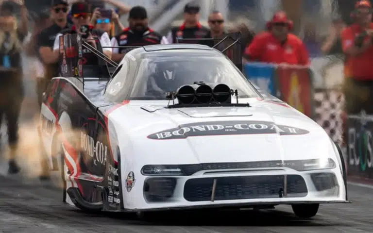 10,000-horsepower monster hits 350 mph in under 5 seconds, feels like it's breaking physics