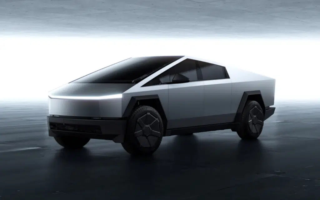 Man took Cybertruck to Tesla shop with 26k miles, then drove home with zero