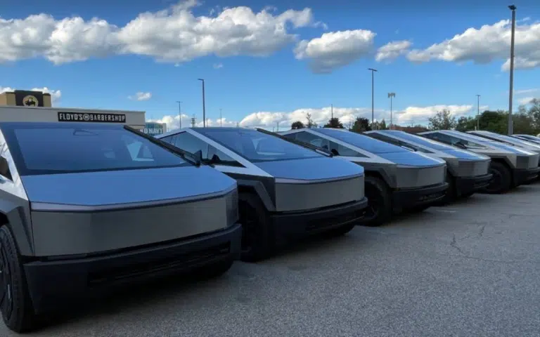 Tesla took over parking lot of Detroit shopping mall but violated city code