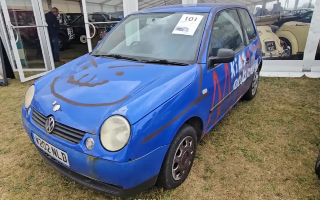 Man ends up paying a lot more than expected for KSI's old Volkswagen Lupo from Sidemen challenge