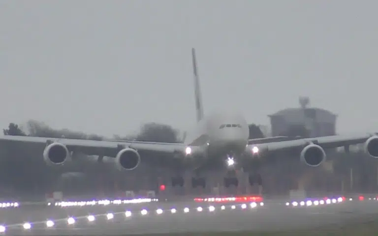 Pilot performs the almost impossible by landing Airbus A380 nearly sideways during a storm