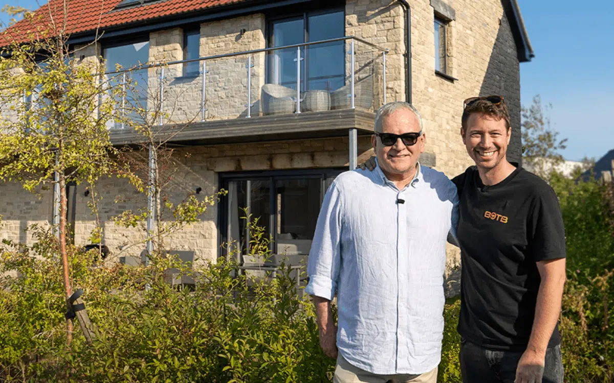 Former taxi driver wins $91k Audi RS6 and $956k house in $1.31 prize draw