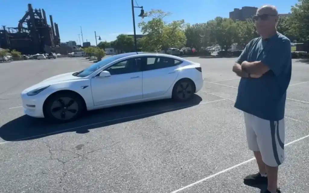 Pennsylvania man gives long-term review of his Tesla Model 3 that's driven 180,000 miles