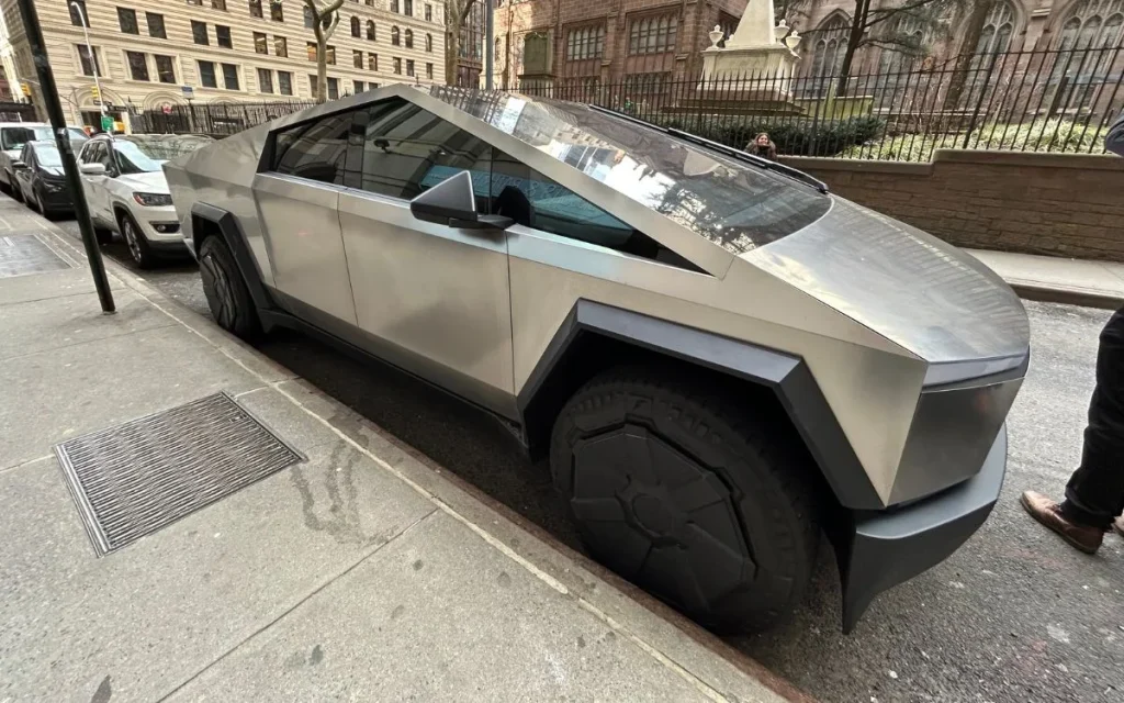 Cybertruck owner took advantage of and cashed in on a Tesla $1,000 mistake