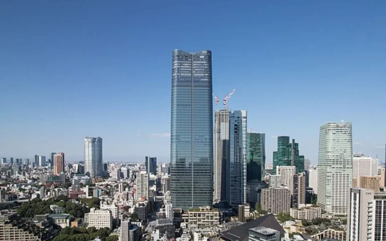 Unsuspecting building in Japan is the largest skyscraper by floor area in the world despite not being close to the tallest