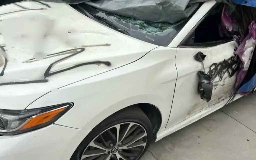 California Toyota Camry owner is being really hopeful trying to sell their car in this condition