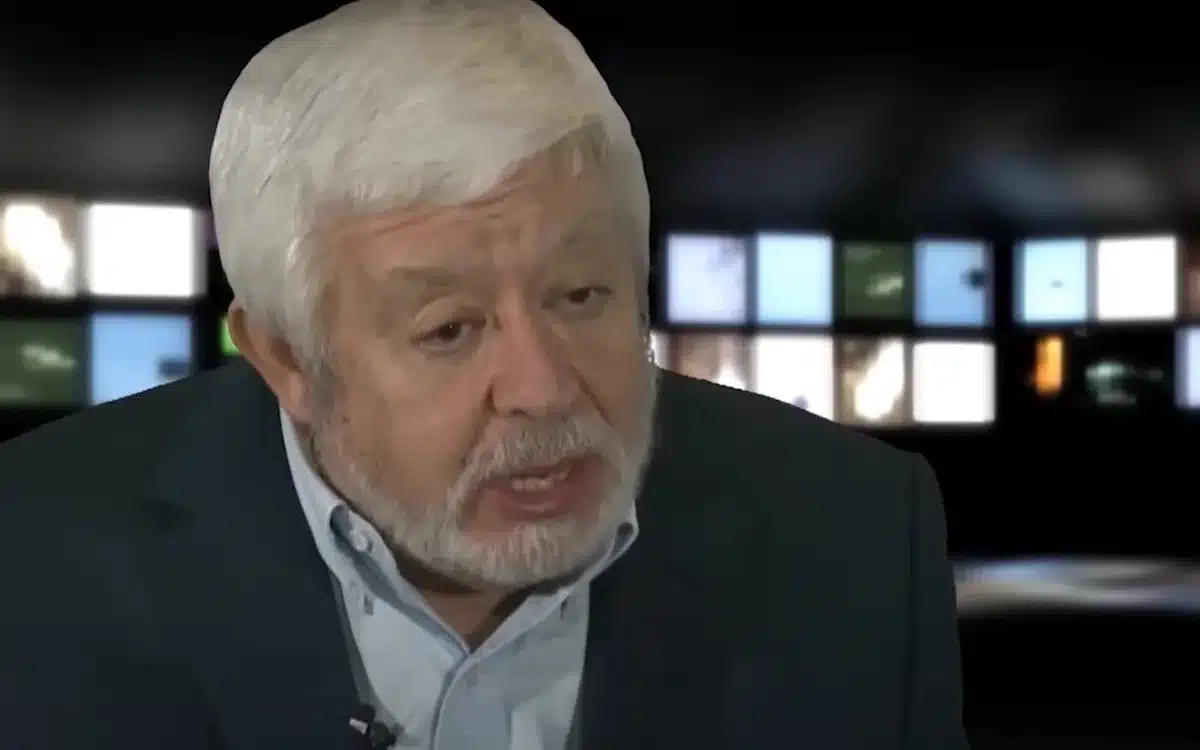 Pilot’s video of ‘best ever UFO footage’ had its authenticity confirmed by ‘ufologist’