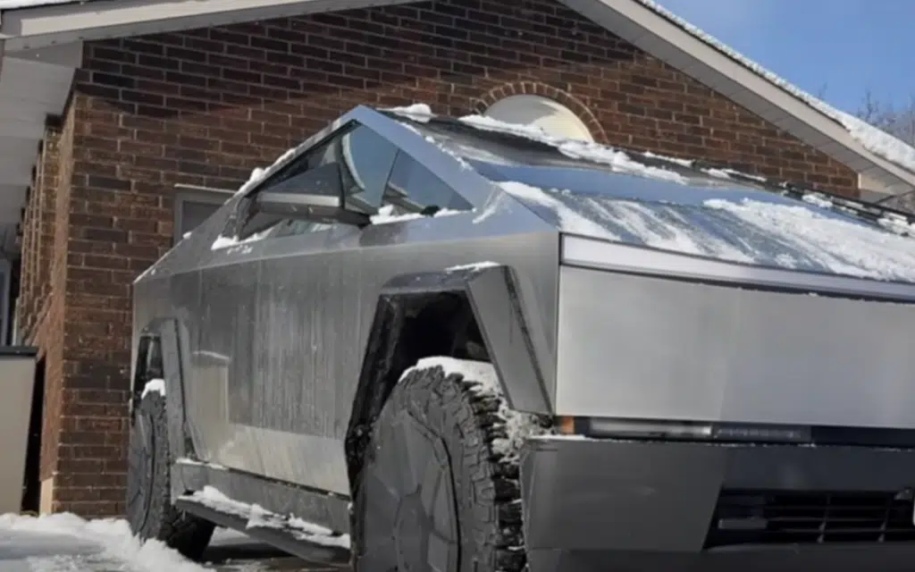 Canadian uses Tesla Cybertruck as his winter vehicle and loves it despite range Tesla Cybertruck tires