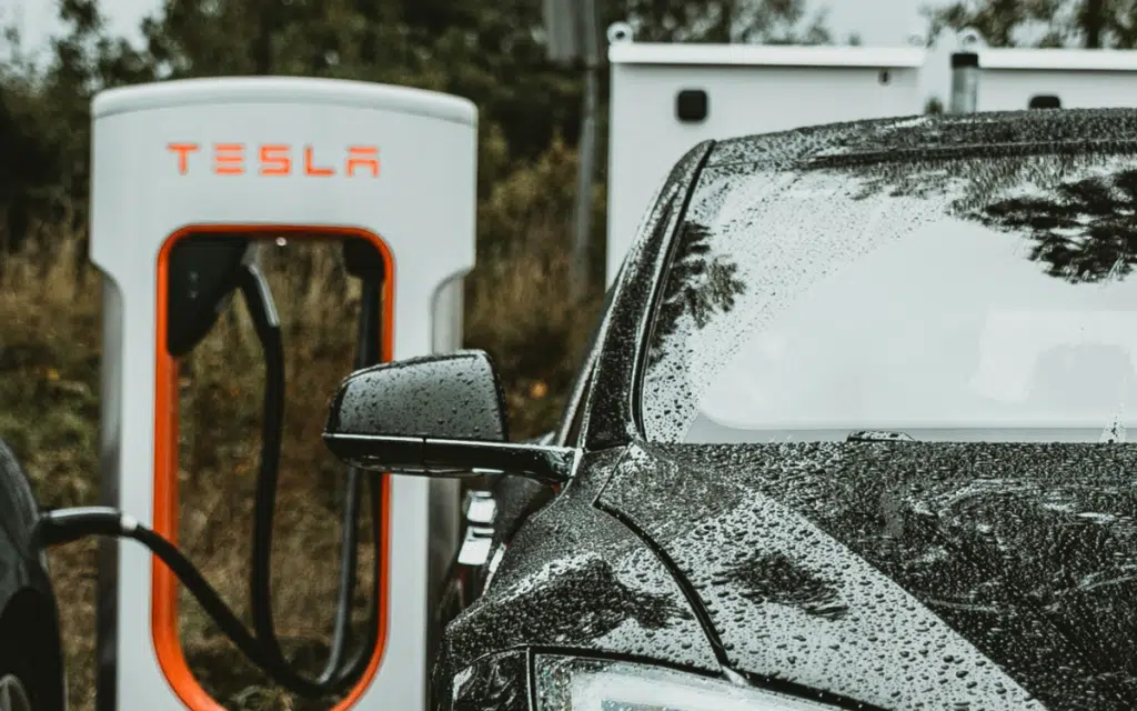 Man's Tesla Model 3 faces unexpected issue after service for battery replacement