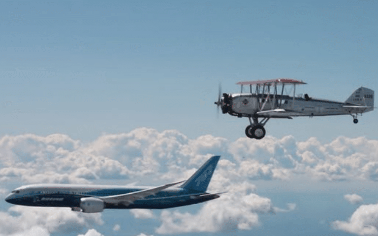 Boeing 787 flew in formation with its oldest ancestor and it was spectacular to see