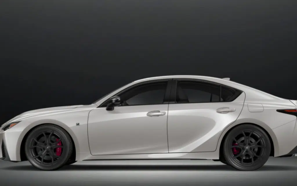 500 Americans will get what's supposedly the ultimate compact V8 sports sedan