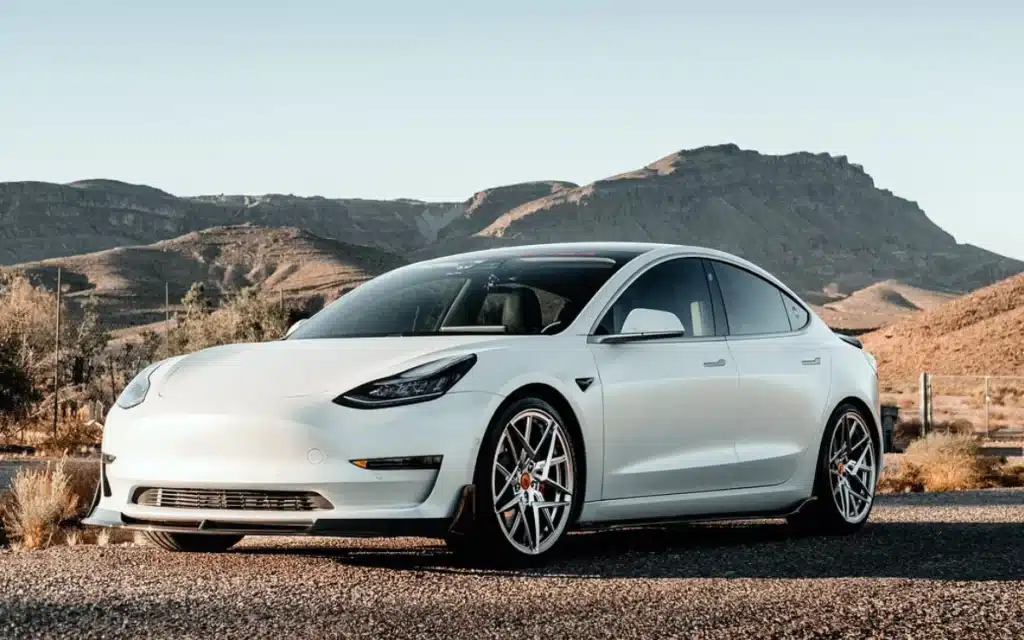 Tesla Model Y owner confused after FSD overtakes car, slows down, so the other car overtook him