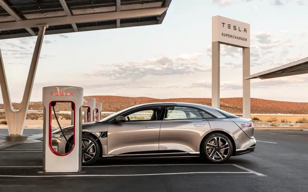 Man drives Lucid Air 72,000 miles and paid no maintenance costs, claims his Corvette C8 would've cost $4,850 for same distance