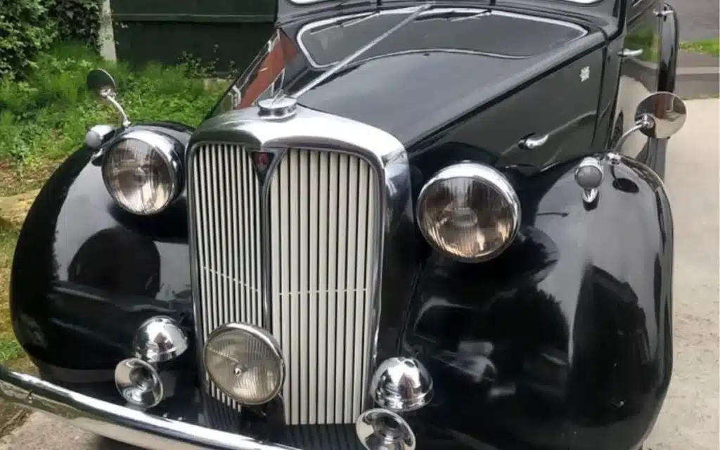 1948 Rover is on Facebook Marketplace for just $9k, it's a piece of car history