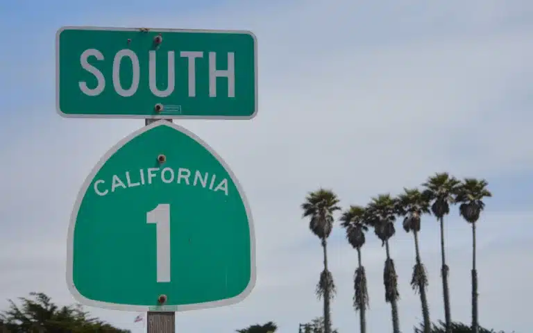 California's unique highway shields help global GeoGuessr players identify the Golden State instantly