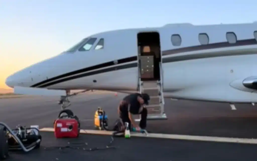 Man cancels picking up daughter from school because he has to emergency clean $22M private jet