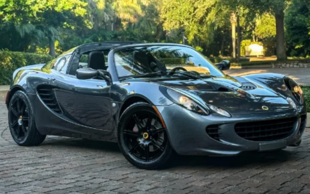 Man trades in 1969 Corvette for a 2006 Lotus Elise and people are saying he made the right call