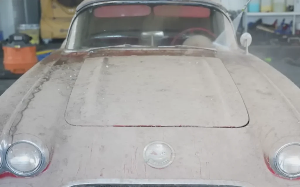 Ohio car detailer stunned by abandoned 1959 Corvette so dirty he can't tell what color it is