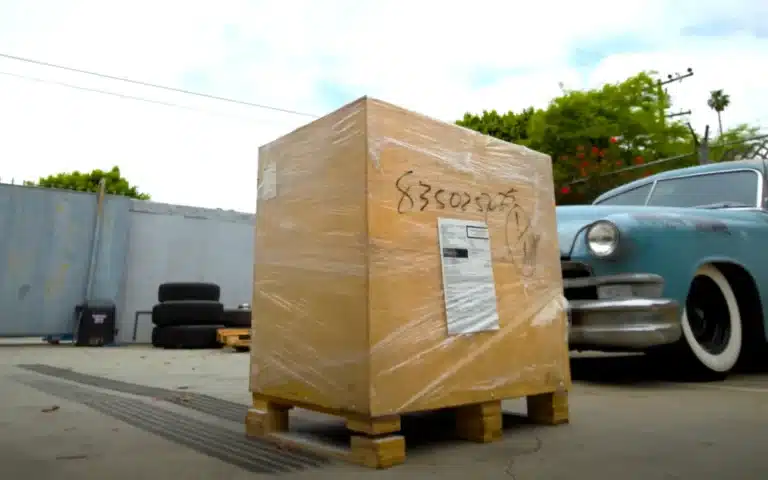 Americans riskily buy $2,000 engine from Alibaba and when they unbox it's not as advertised at all