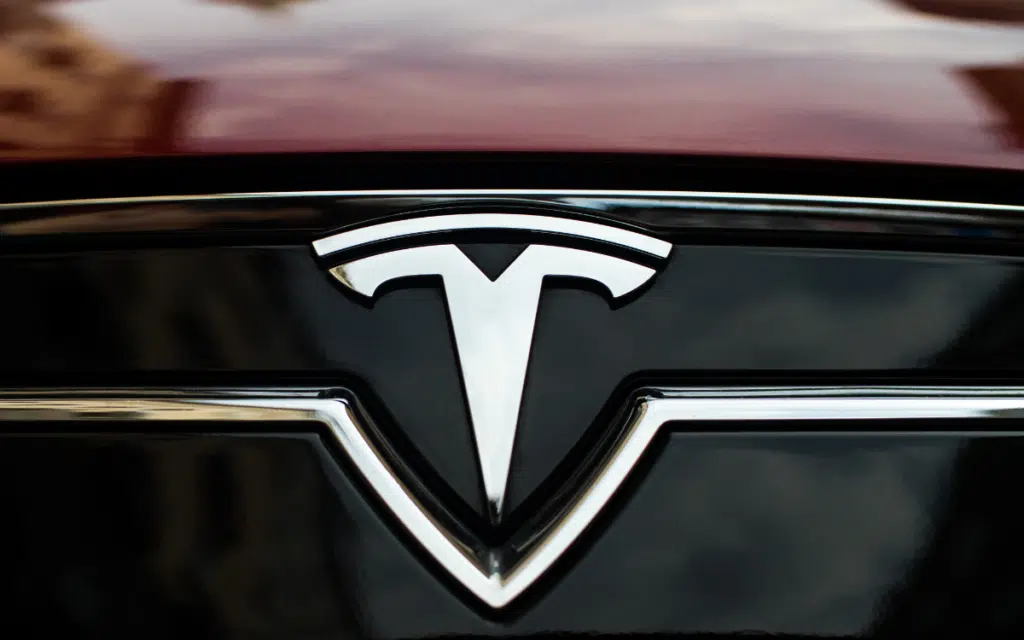 Man from Oklahoma says his cheap Tesla Model S broke so bad you won't believe the cost to repair it