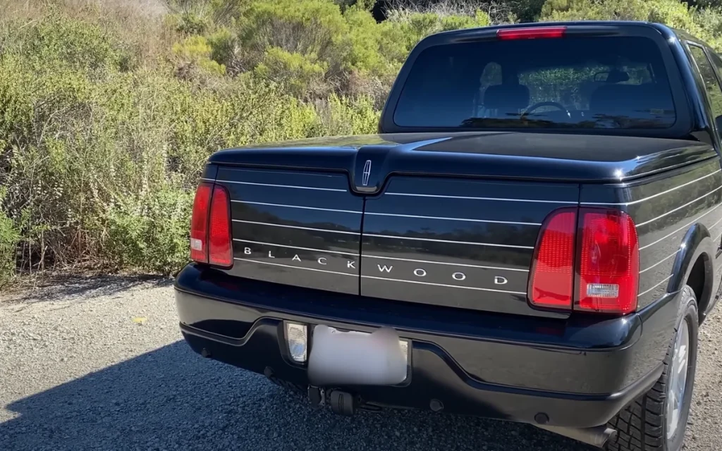 Massachusetts driver spots an incredibly rare Lincoln Blackwood cruising on the highway