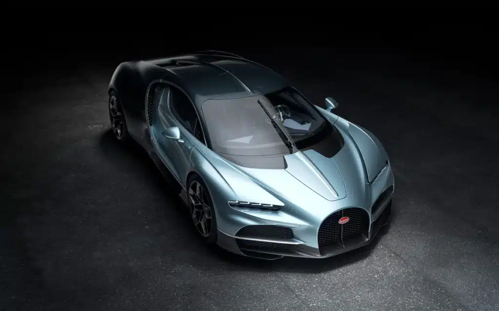 The new eco Bugatti engine blends Bugatti hybrid tech with 1,800 hp and 9,000 RPM, setting a new benchmark in hypercar performance without using hydrogen