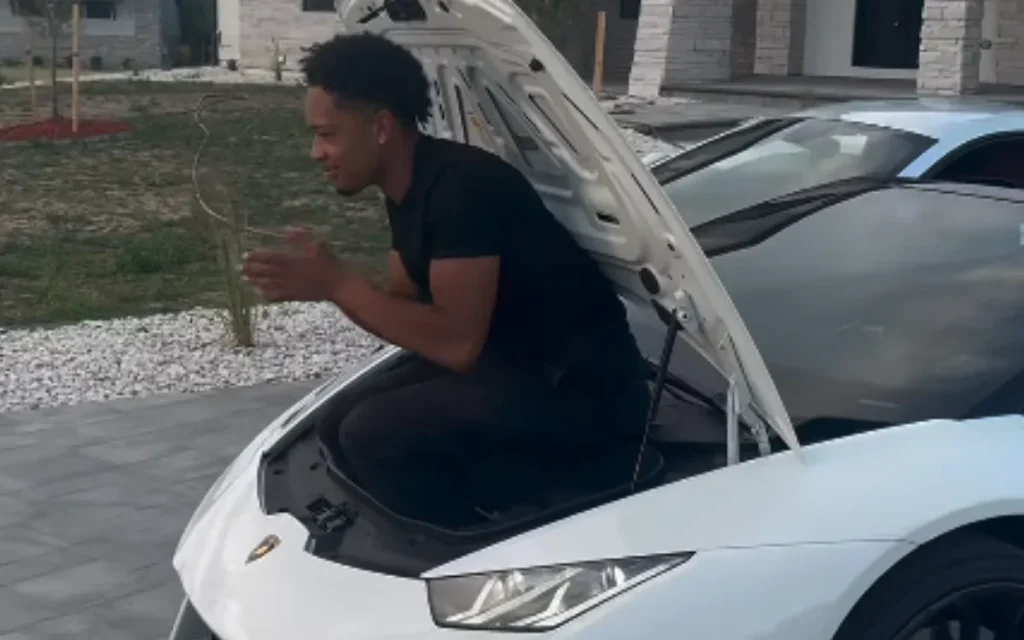 Millionaire turned away from car meet in Tesla comes back in different car and 'humbles' the host