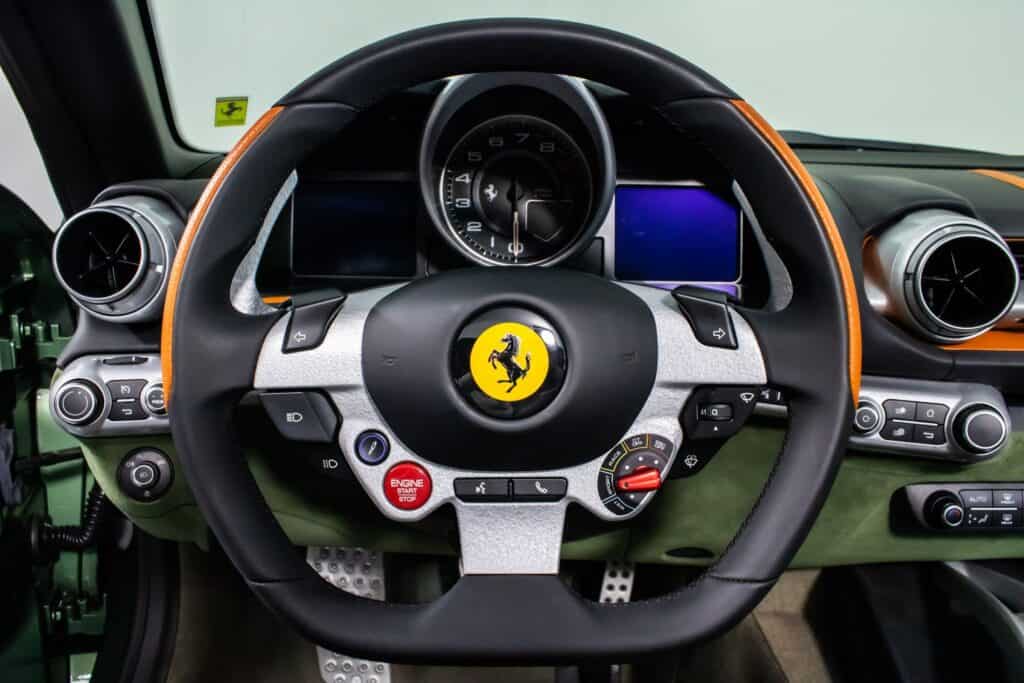 Ferrari 812 GTS, steering wheel