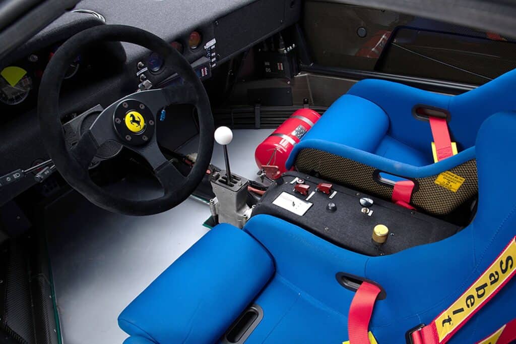 Ferrari F40 Competizione, interior