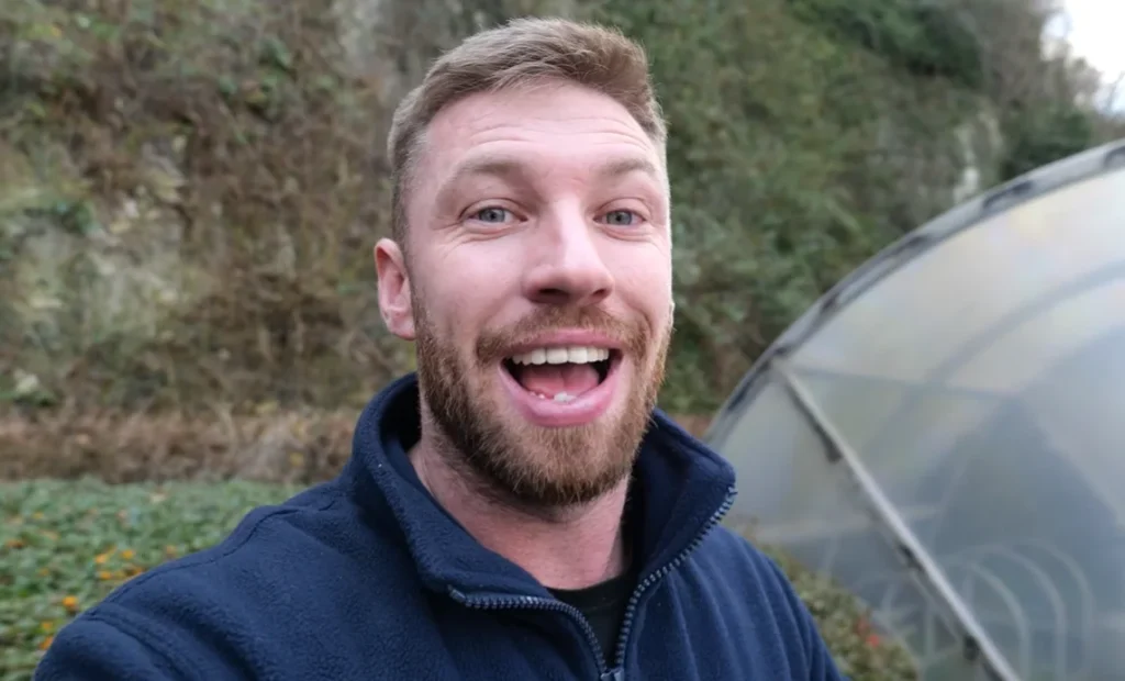 Man buys a Ferrari V8 for $670 from Facebook Marketplace despite all the reasons for him not to do so