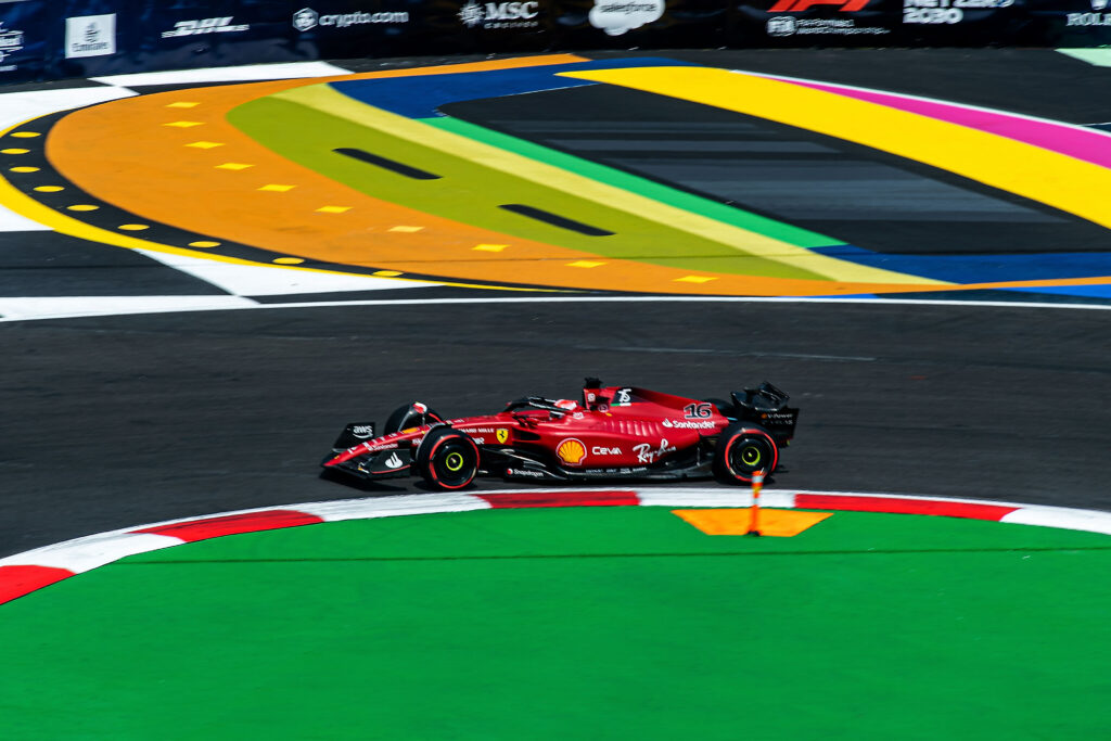 Brazilian F1 GP: Ferrari around the track