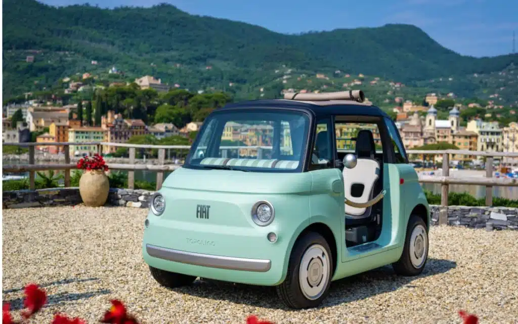 Fiat's new tiny ev, the Fiat Topolino