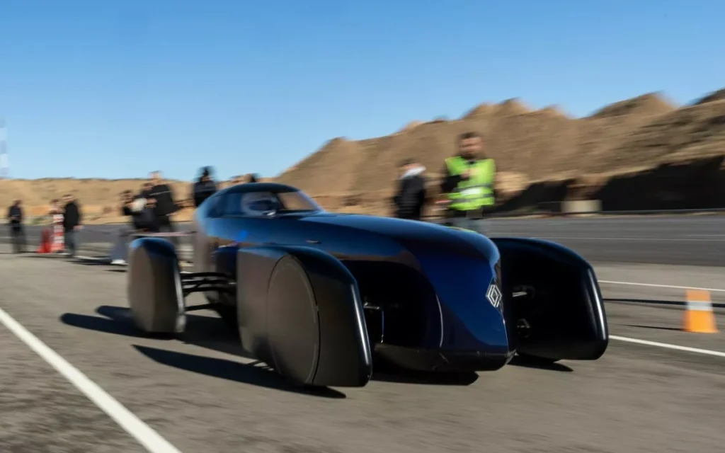 Renault's EV, the Filante, has just set a new record by covering 626 miles on a single charge